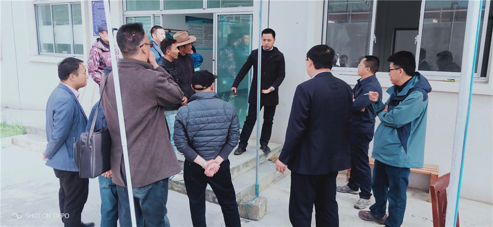 西南督查組在自治區(qū)、日喀則市、吉隆縣、吉隆鎮(zhèn)有關領導的陪同下對吉隆鎮(zhèn)污水處理廠檢查工作