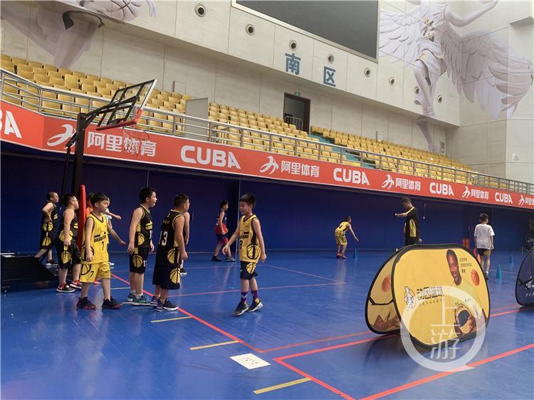 羽毛球賽事報名啟動，快來填寫報名表！