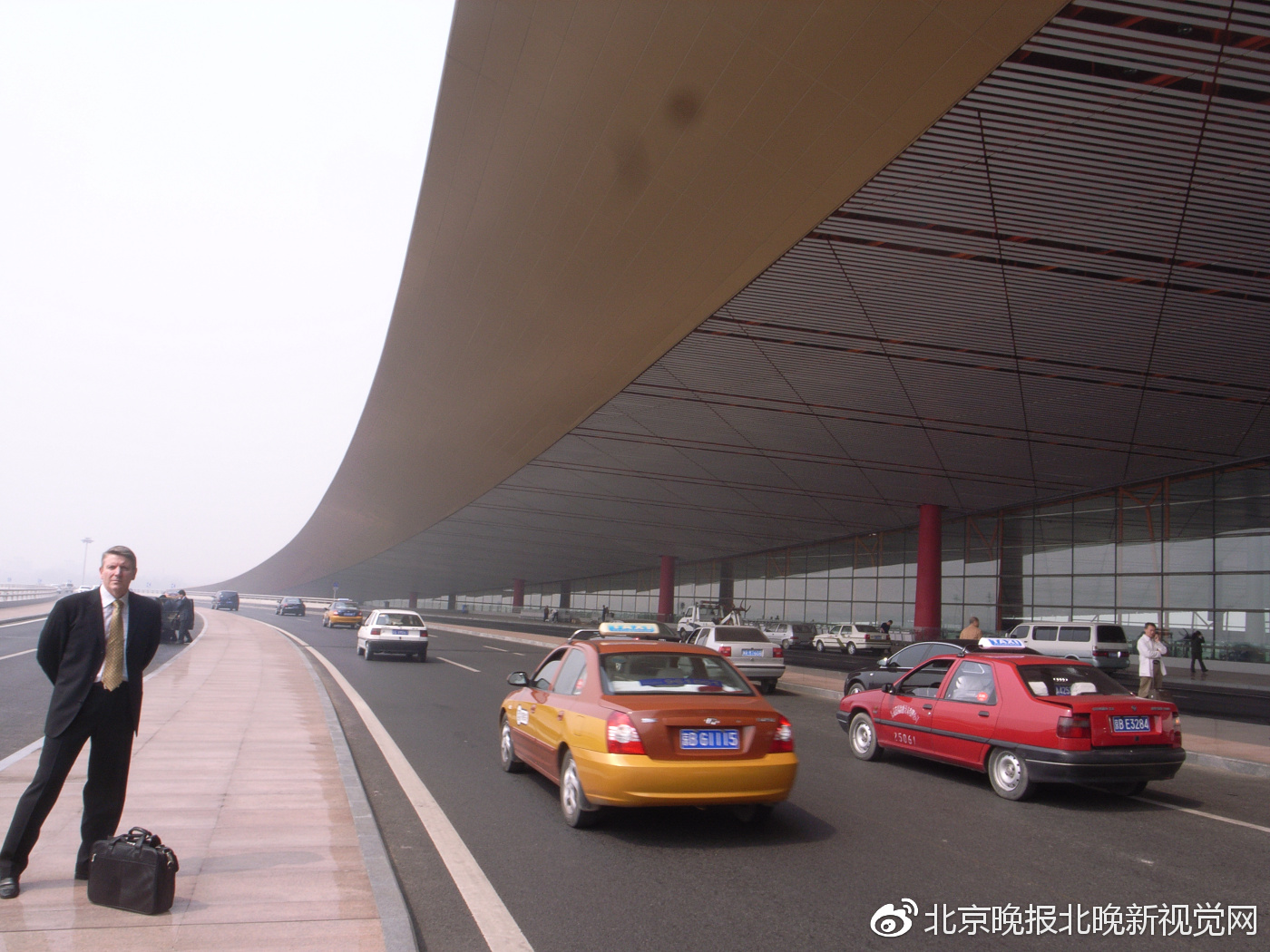 北京首都國(guó)際機(jī)場(chǎng)最新動(dòng)態(tài)與一家特色小店的獨(dú)特魅力