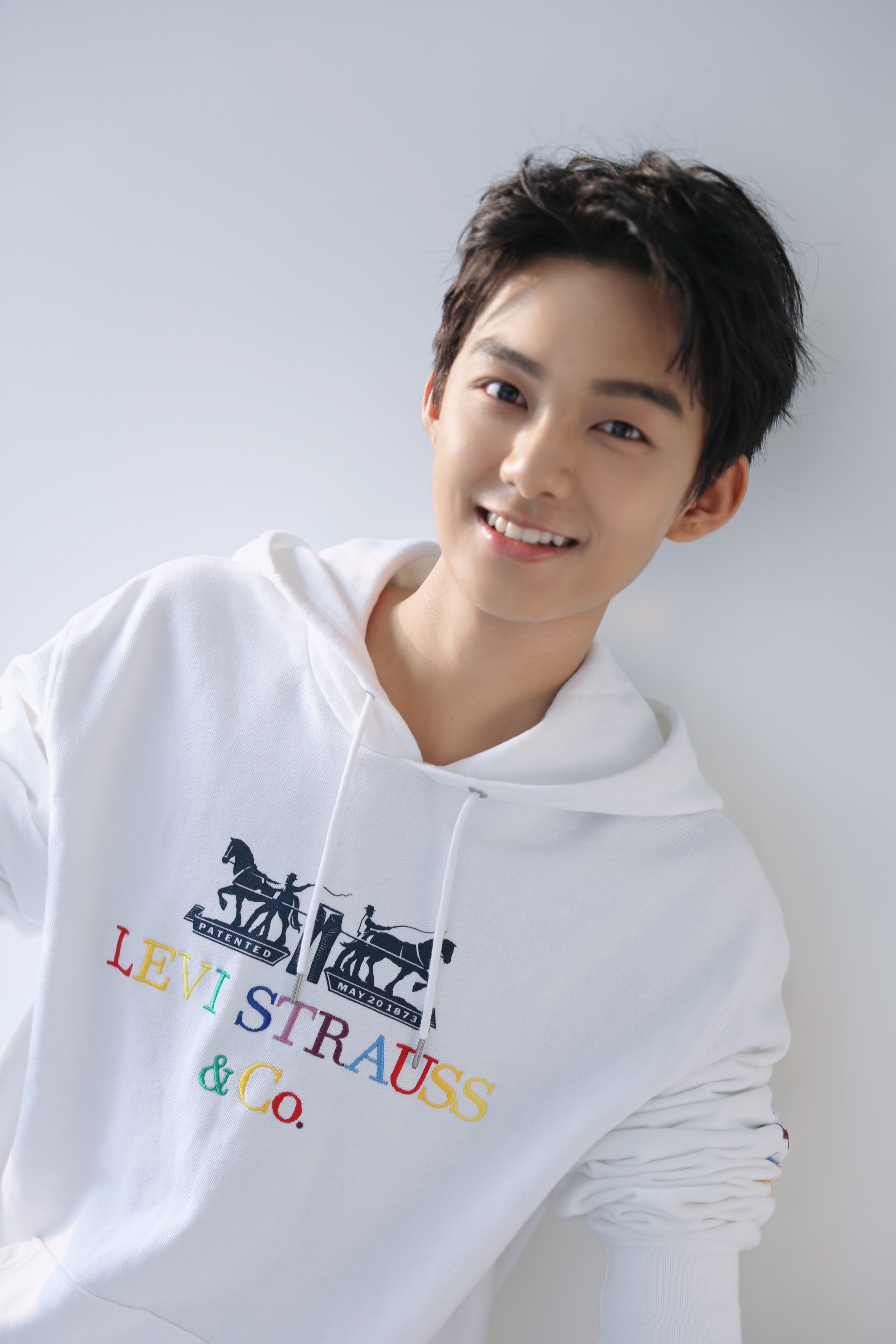 演員黃毅，與自然美景的邂逅與內(nèi)心寧靜之旅