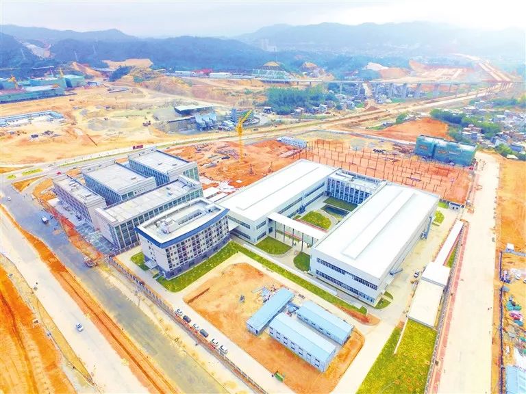 萬年工業(yè)園最新招聘熱潮與巷弄深處的特色小店探秘！