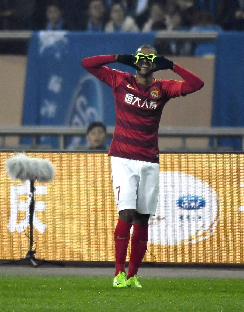 蘇寧足球比賽最新動態(tài)，綠色征途，踏足自然美景，探尋內(nèi)心寧靜