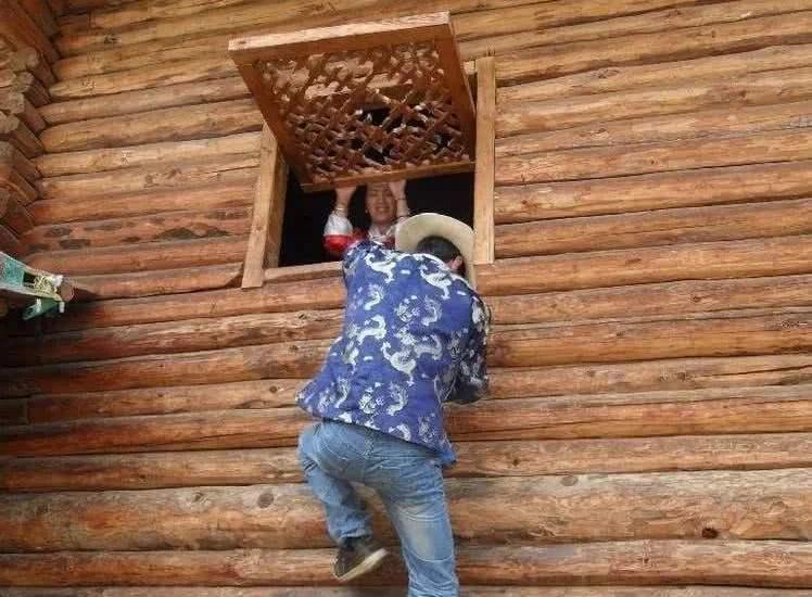 導(dǎo)游那些事最新章節(jié)，變化中的學(xué)習(xí)，成就自信的旅程