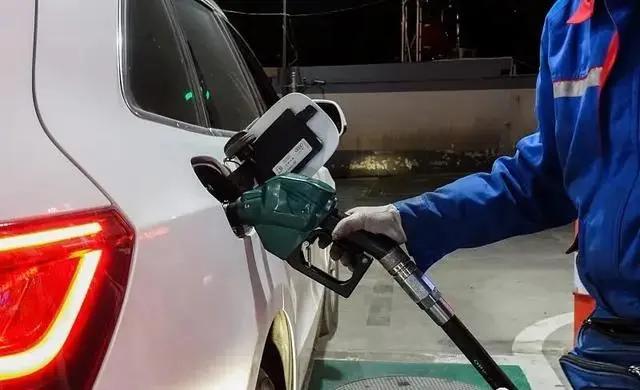 今日油價(jià)調(diào)整最新資訊與小巷深處的獨(dú)特小店探秘