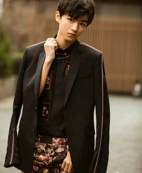 王俊凱最新頭像圖片，學(xué)習(xí)力量與自信的成就展現(xiàn)新風(fēng)采