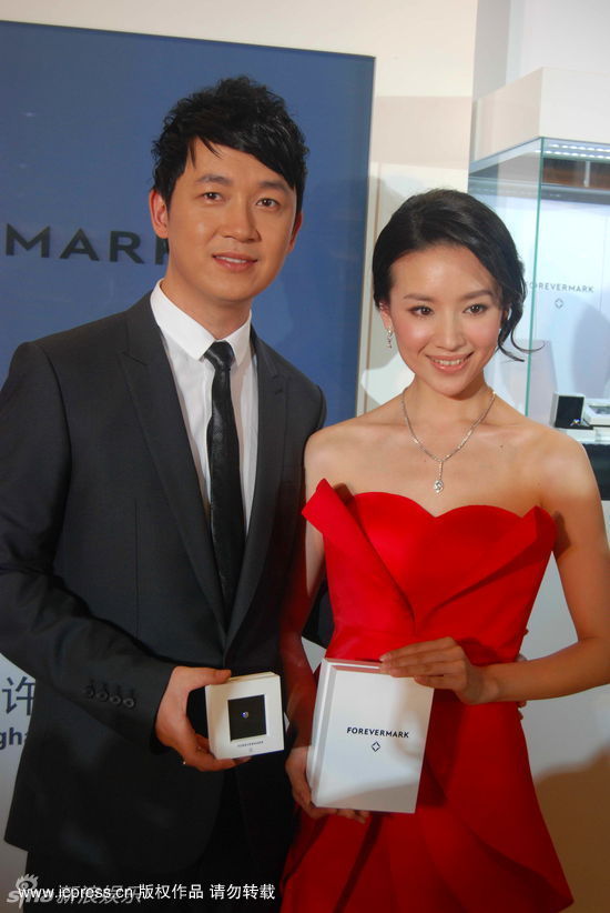 董潔2025最新動(dòng)態(tài)，變化中的力量，閃耀星光的勵(lì)志之旅