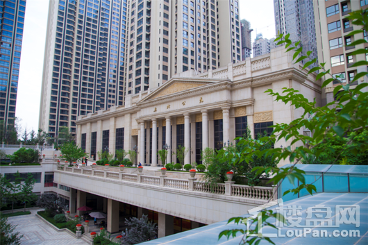 奧北公元最新房價，時代印記與市場動態(tài)的影響