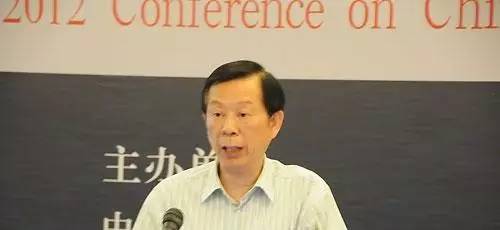 重鋼董榮華最新動態(tài)，小巷中的隱藏美食寶藏揭秘