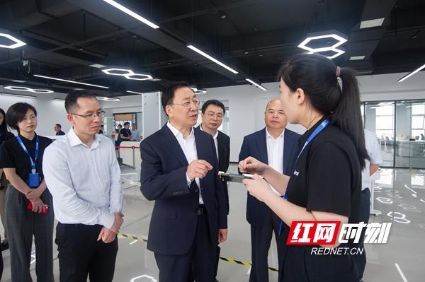 湘江新區(qū)最新領(lǐng)導(dǎo)班子觀點(diǎn)論述及領(lǐng)導(dǎo)團(tuán)隊(duì)概覽